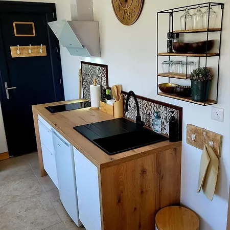 Gardenhill Cosy 3* Lau-Balagnas